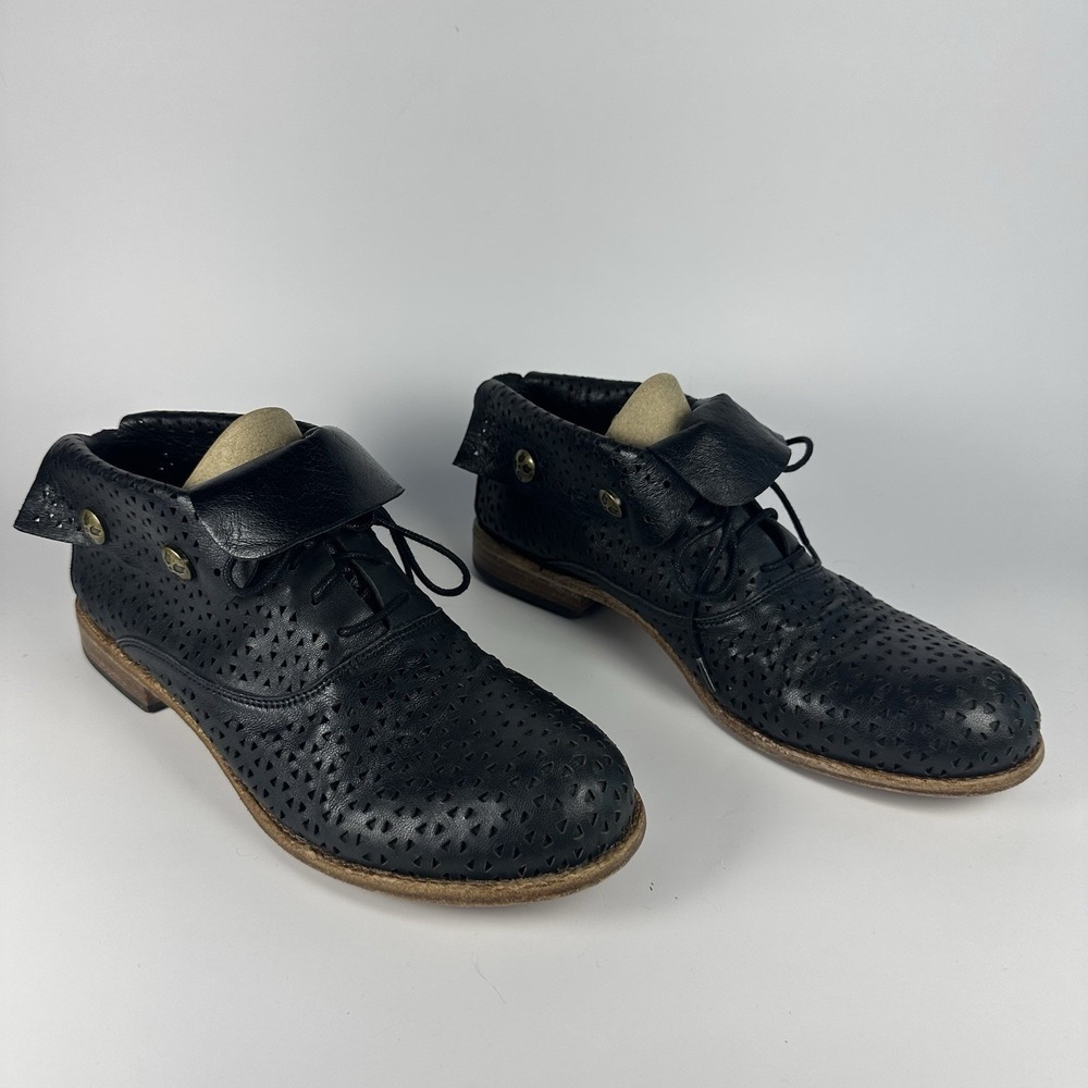 Patricia Nash Sabrina Perforated Leather Ankle Boots Black Women's 8.5